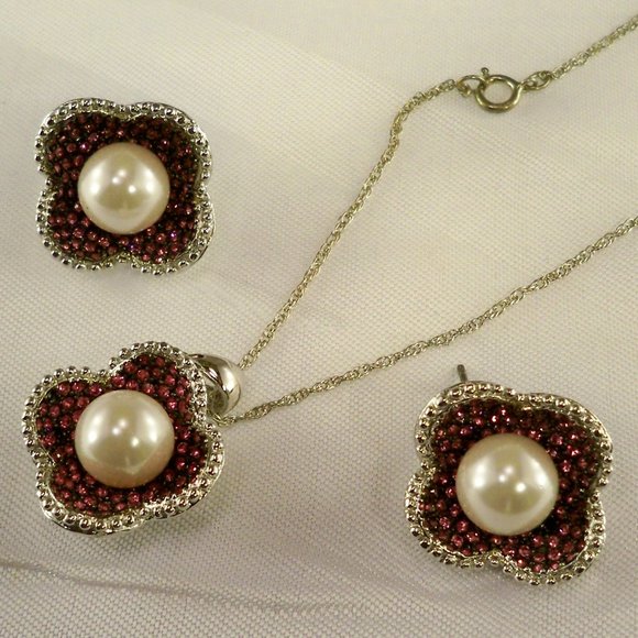 New Pearls Pink Crystals Silver DESIGNER Necklace & Earrings
